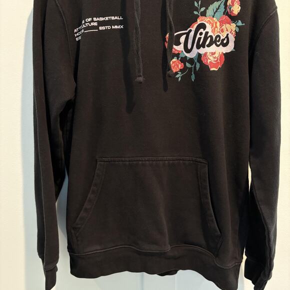 Vibes Hoodie Mens Medium Floral Graphic Basketball Attitude Streetwear DT6100 - Picture 3 of 10